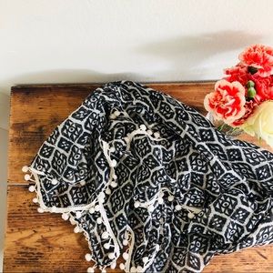 Beautiful black and white Pom Pom trimmed scarf